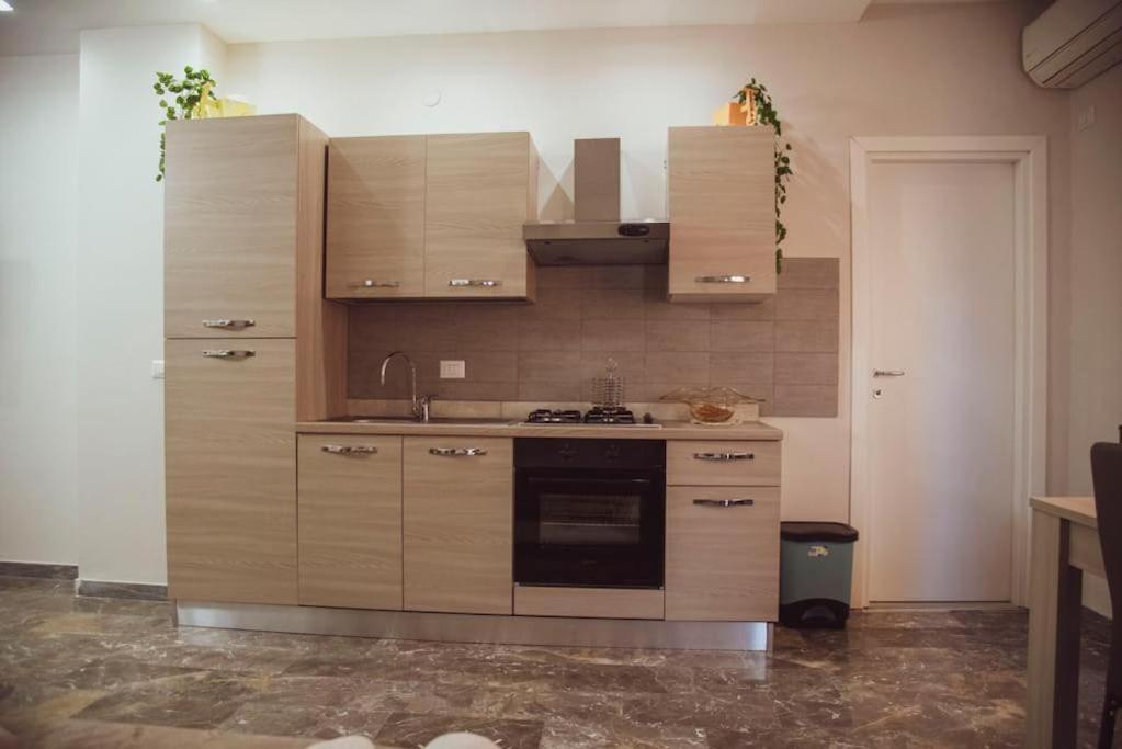 Campania Apartment Pompei Luxury - 150M Dalla Stazione - 5Km Da Pompei Poggiomarino Exterior foto