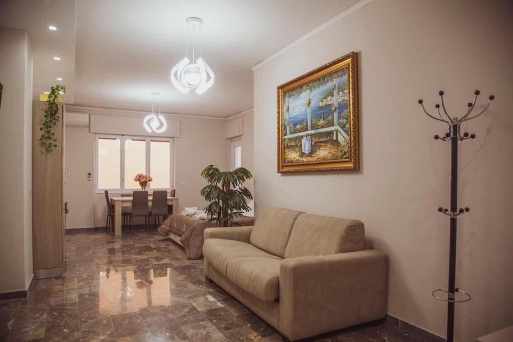 Campania Apartment Pompei Luxury - 150M Dalla Stazione - 5Km Da Pompei Poggiomarino Exterior foto